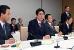Photograph of the Prime Minister delivering an address at the meeting of the Council on Economic and Fiscal Policy 1