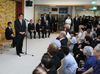 Photograph of the Prime Minister giving words of encouragement to the people at Funairi Mutsumi-en