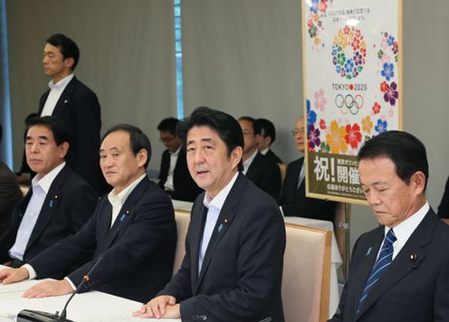 Photograph of the Prime Minister delivering an address at the Ministerial Council on Tokyo's Bid to Host the Games of the XXXII Olympiad and the 2020 Paralympic Games (1)