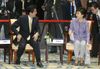 Photograph of Prime Minister Abe exchanging words with Ms. Park Geun-hye, President of the Republic of Korea (Pool photo)