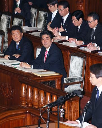 Photograph of the Prime Minister attending the plenary session of the House of Representatives