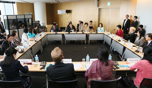 Photograph of a Session Meeting (3)