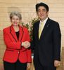 Photograph of Prime Minister Abe shaking hands with the Director-General of UNESCO
