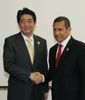 Photograph of Prime Minister Abe shaking hands with the President of Peru