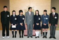 Photograph of Young Civic Ambassadors paying a courtesy call on the Prime Minister