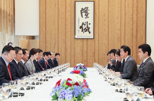 Photograph of the Japan-Cambodia Summit Meeting (1)