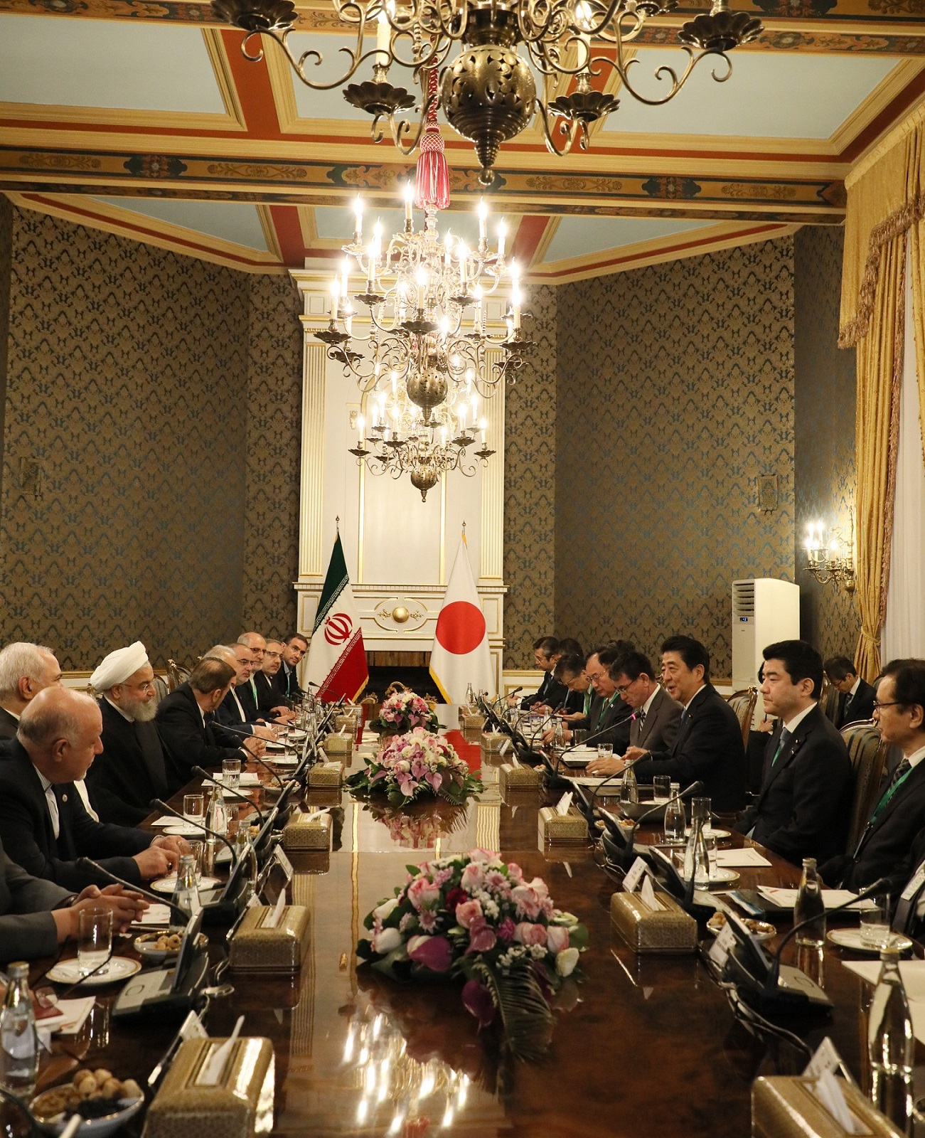 Photograph of the Japan-Iran Summit Meeting (5)