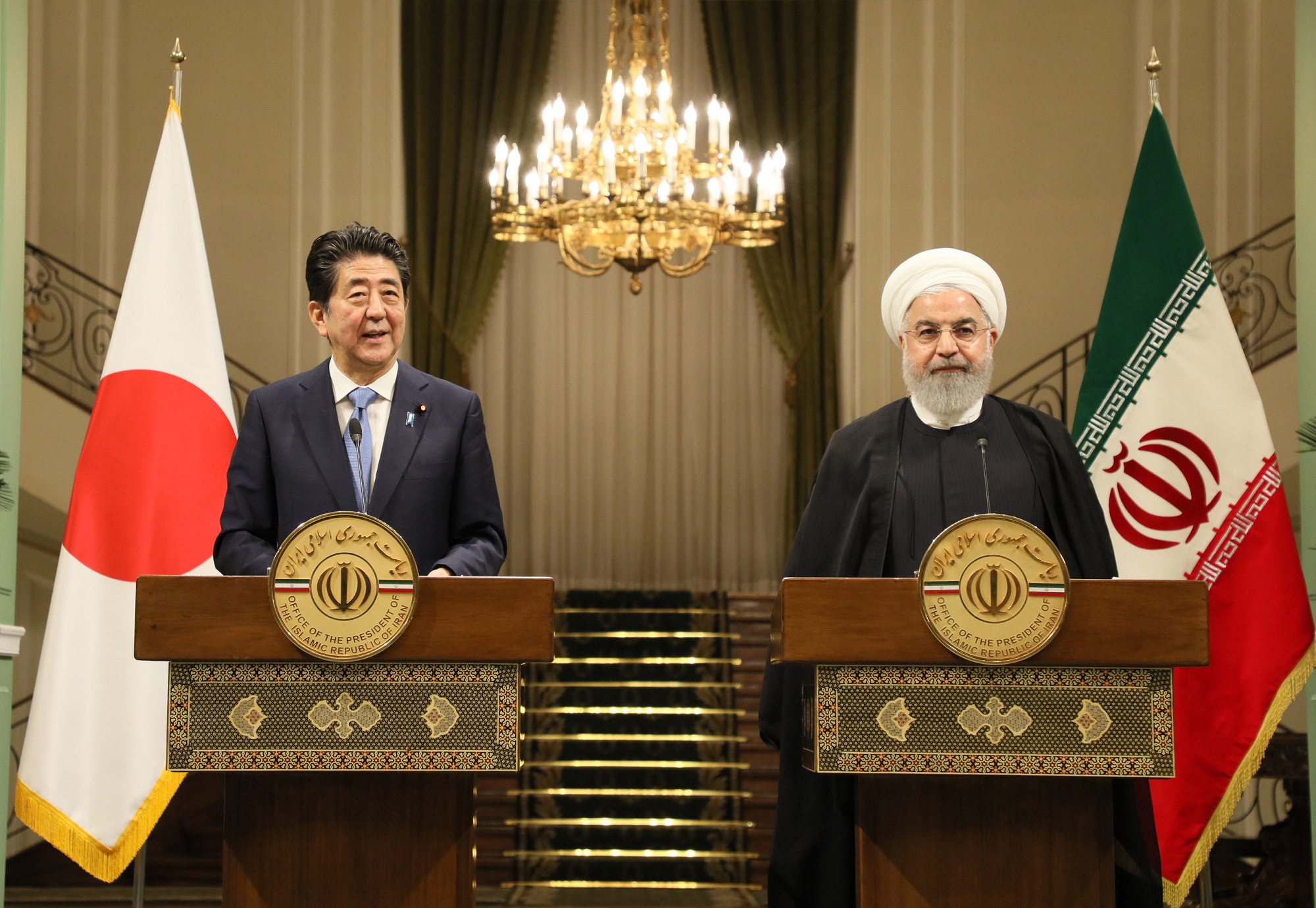 Photograph of the Japan-Iran joint press announcement (7)