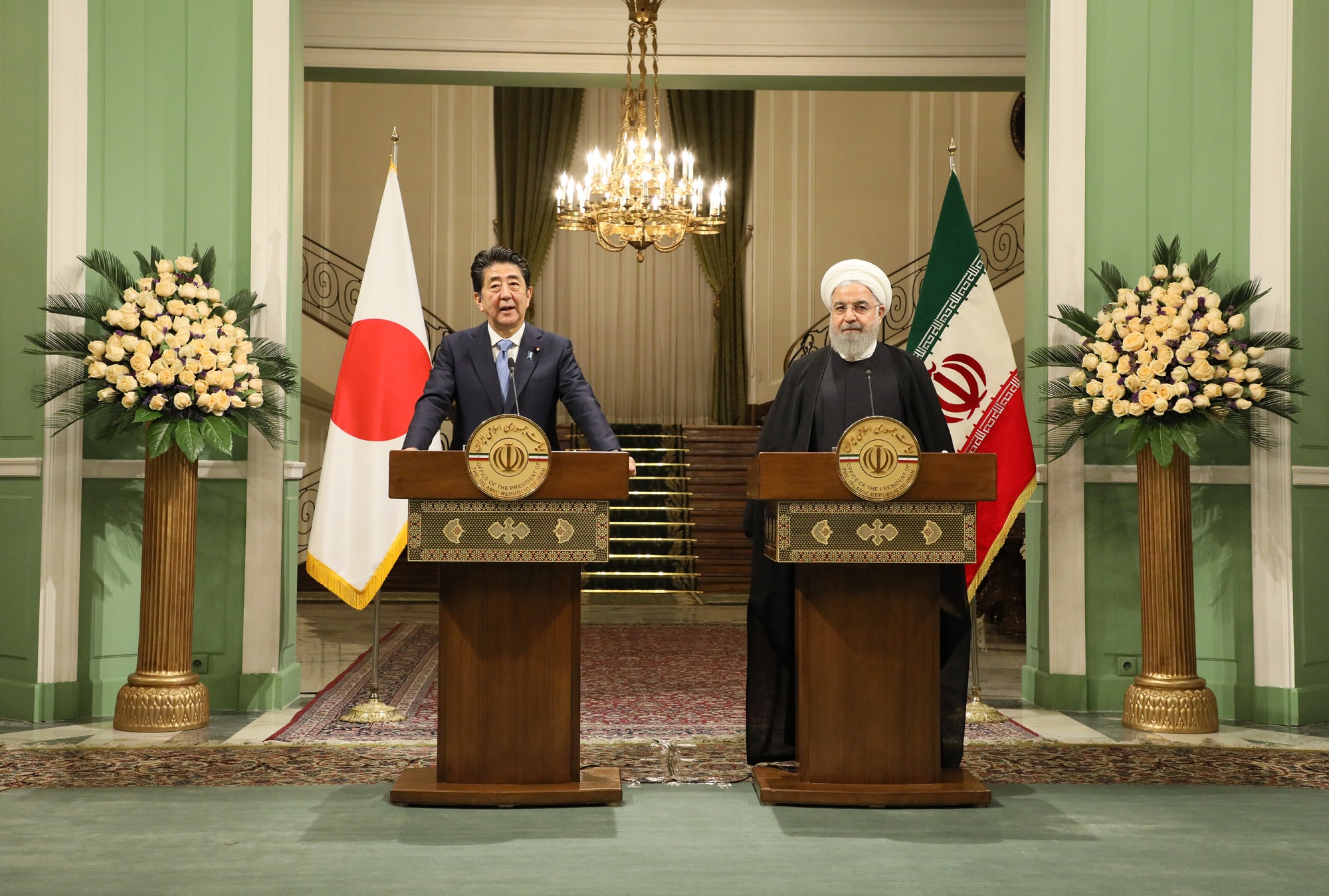Photograph of the Japan-Iran joint press announcement (8)