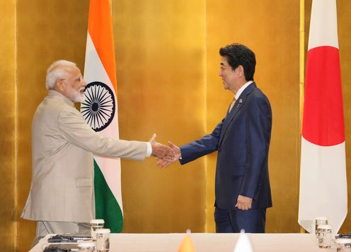 Photograph of the Japan-India Summit Meeting (1)
