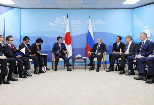 Photograph of the Japan-Russia Summit Meeting (5)
