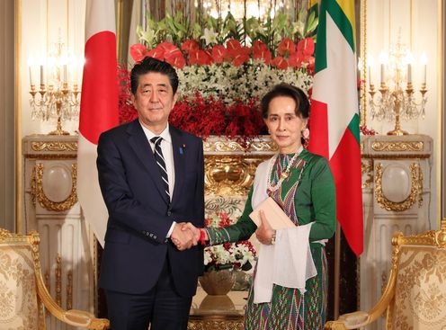 Photograph of the meeting with the State Counsellor of the Republic of the Union of Myanmar (1)
