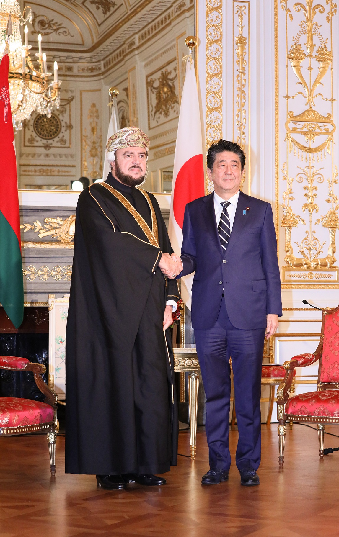 Photograph of the meeting with the Deputy Prime Minister for International Relations and Cooperation Affairs and Special Representative for His Majesty the Sultan of Oman (2)