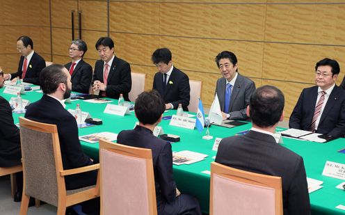 Photograph of the Japan-El Salvador Summit Meeting (2)