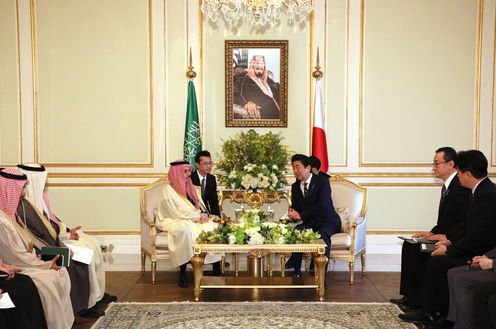 Photograph of the courtesy call from the Minister of Foreign Affairs of Saudi Arabia (4)