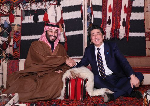 Photograph of the Prime Minister meeting with the Crown Prince of Saudi Arabia (1)