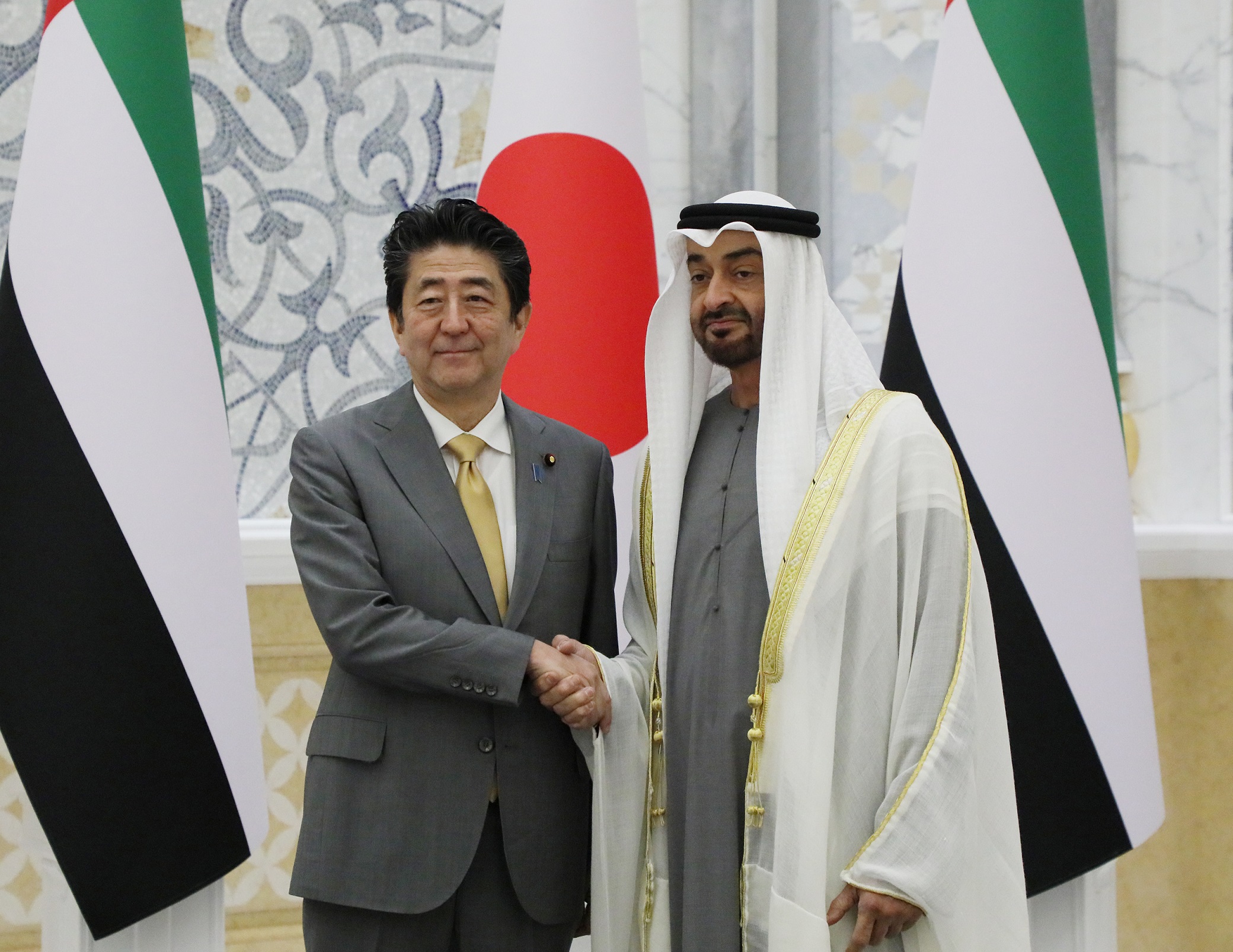 Photograph of the Prime Minister meeting with the Crown Prince of Abu Dhabi (1)