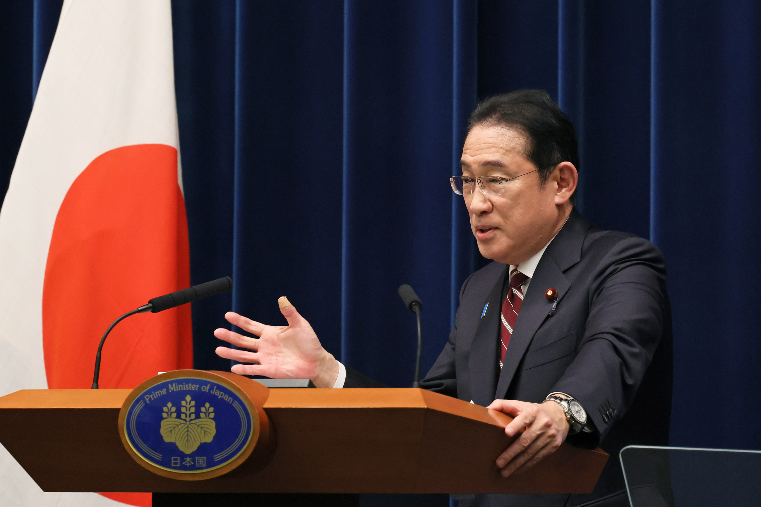 Prime Minister Kishida answering questions from the journalists (5)