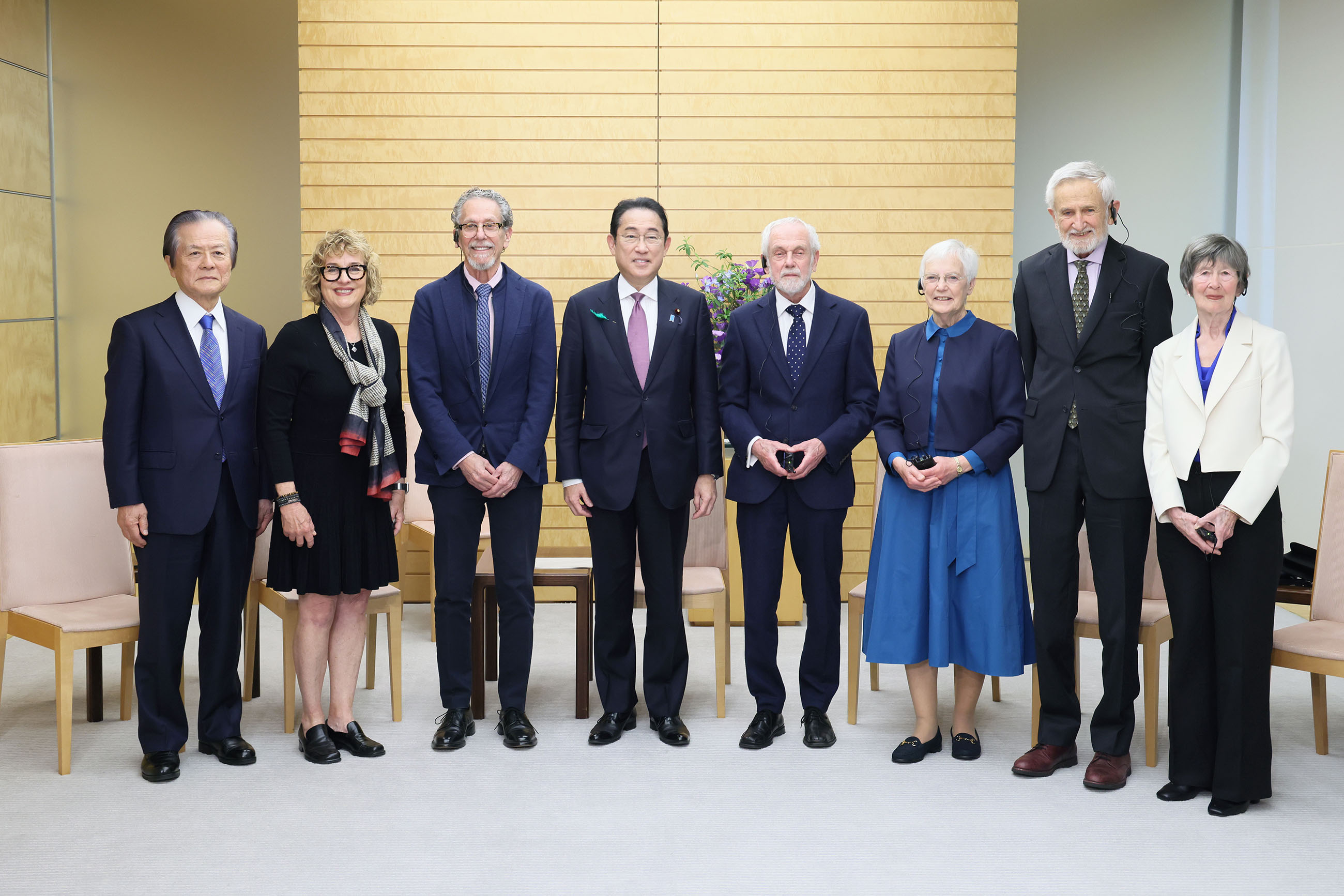 Courtesy Call from the Laureates of the Japan Prize