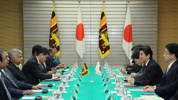 Photograph of the Japan-Sri Lanka Summit Meeting