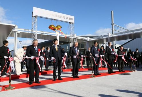 Photograph of the opening ceremony for JR Shinchi Station