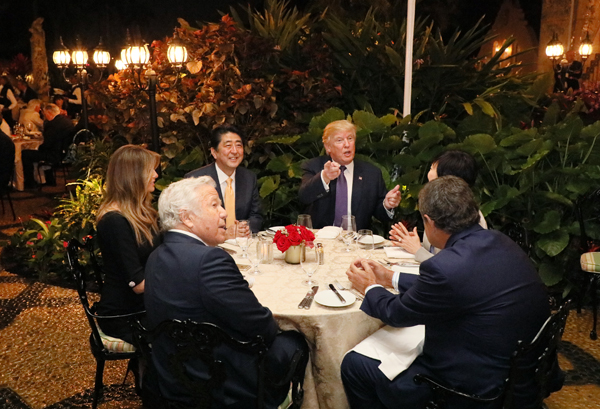 Photograph of the dinner hosted by the President and First Lady of the United States