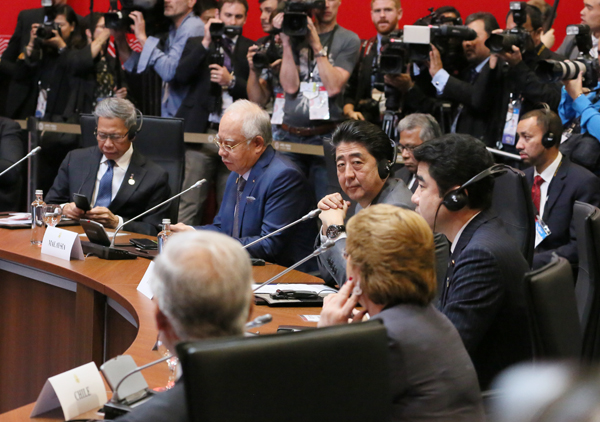 Photograph of the Prime Minister attending the leaders’ meeting on the TPP (1)