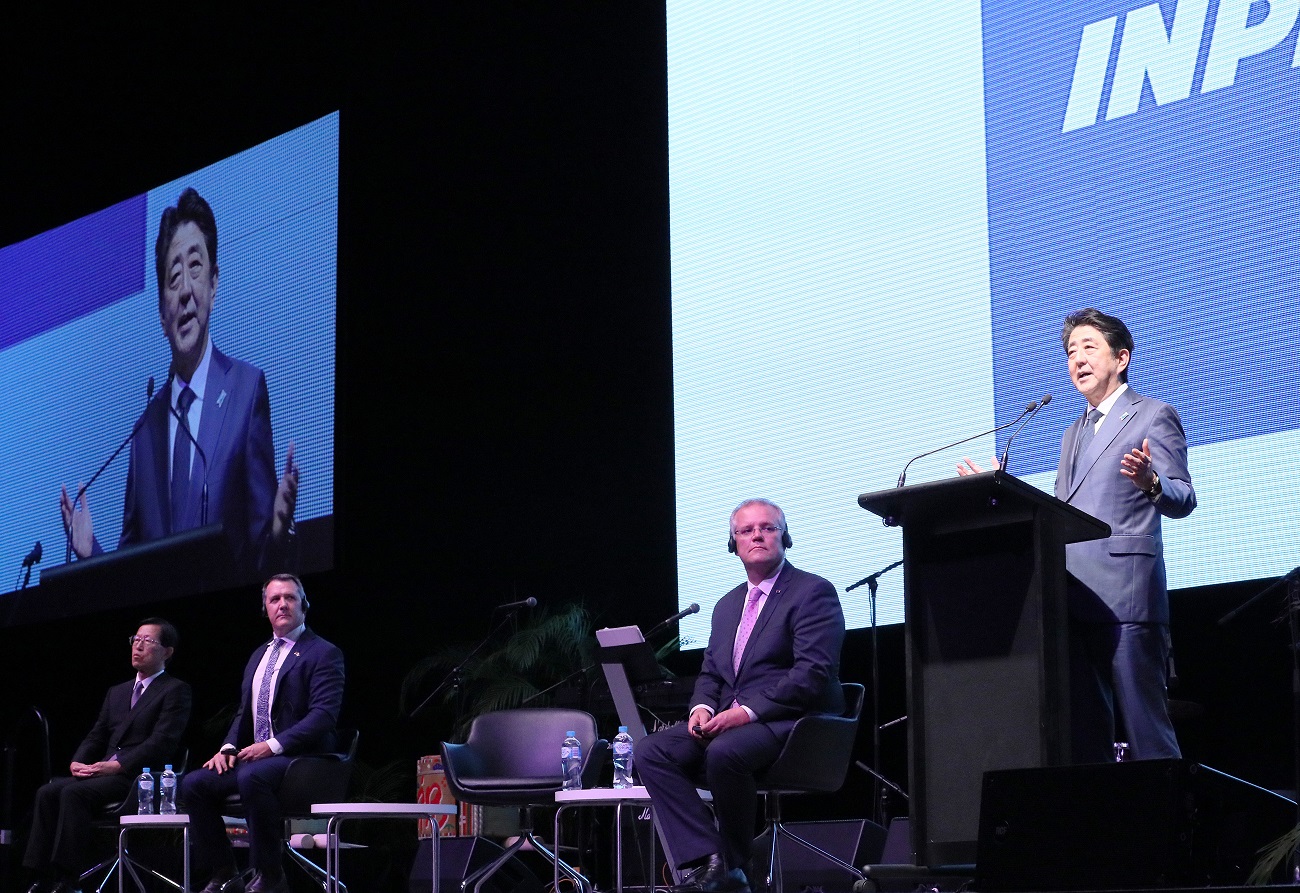 Photograph of the Prime Minister delivering an address at a commemorative ceremony for the Ichthys LNG Project
