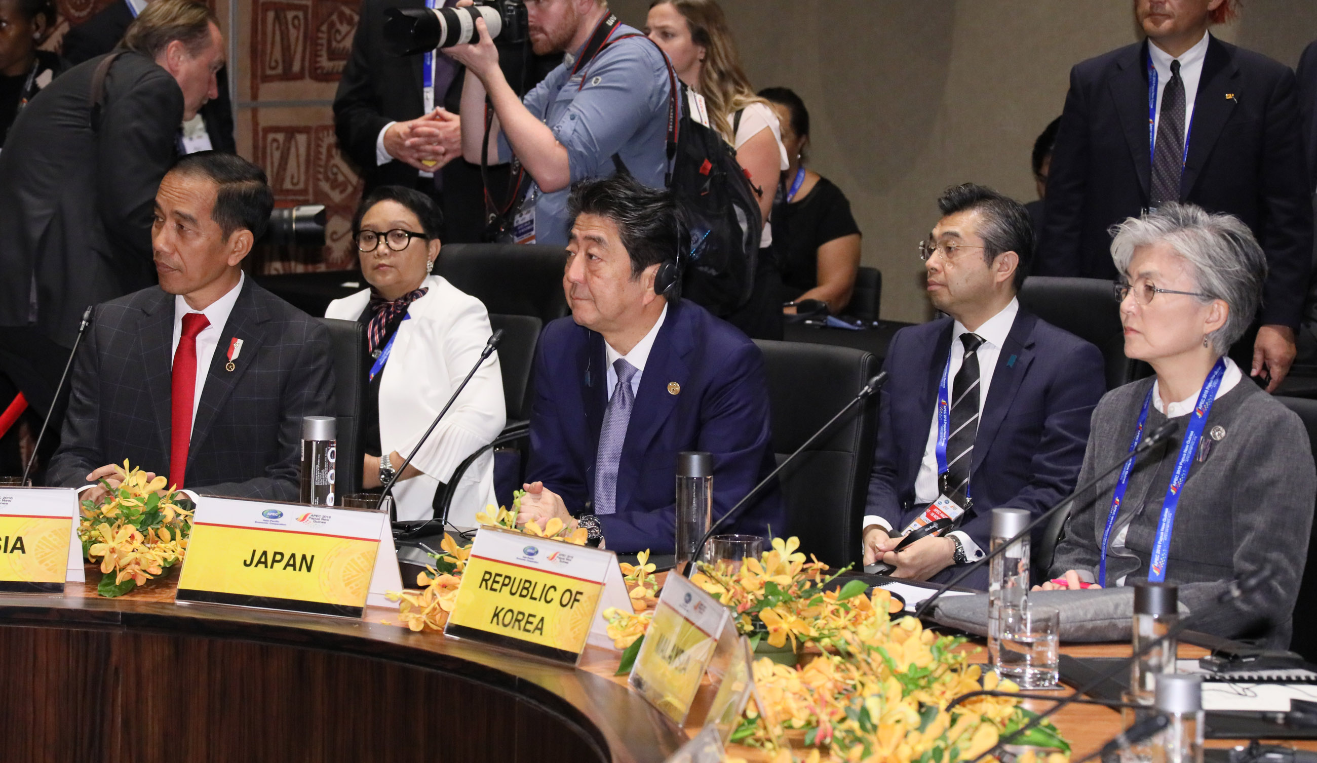 APEC Economic Leaders’ Meeting and Other Events First Day (The Prime