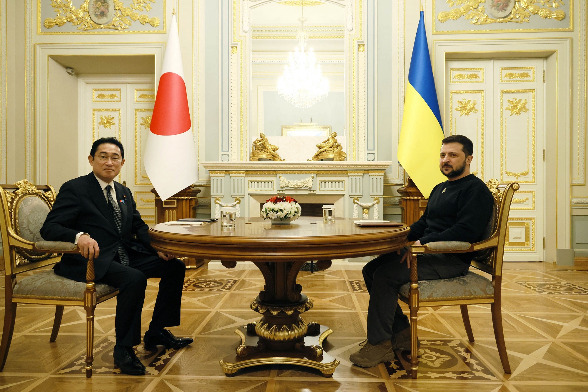 Japan-Ukraine summit meeting (1)