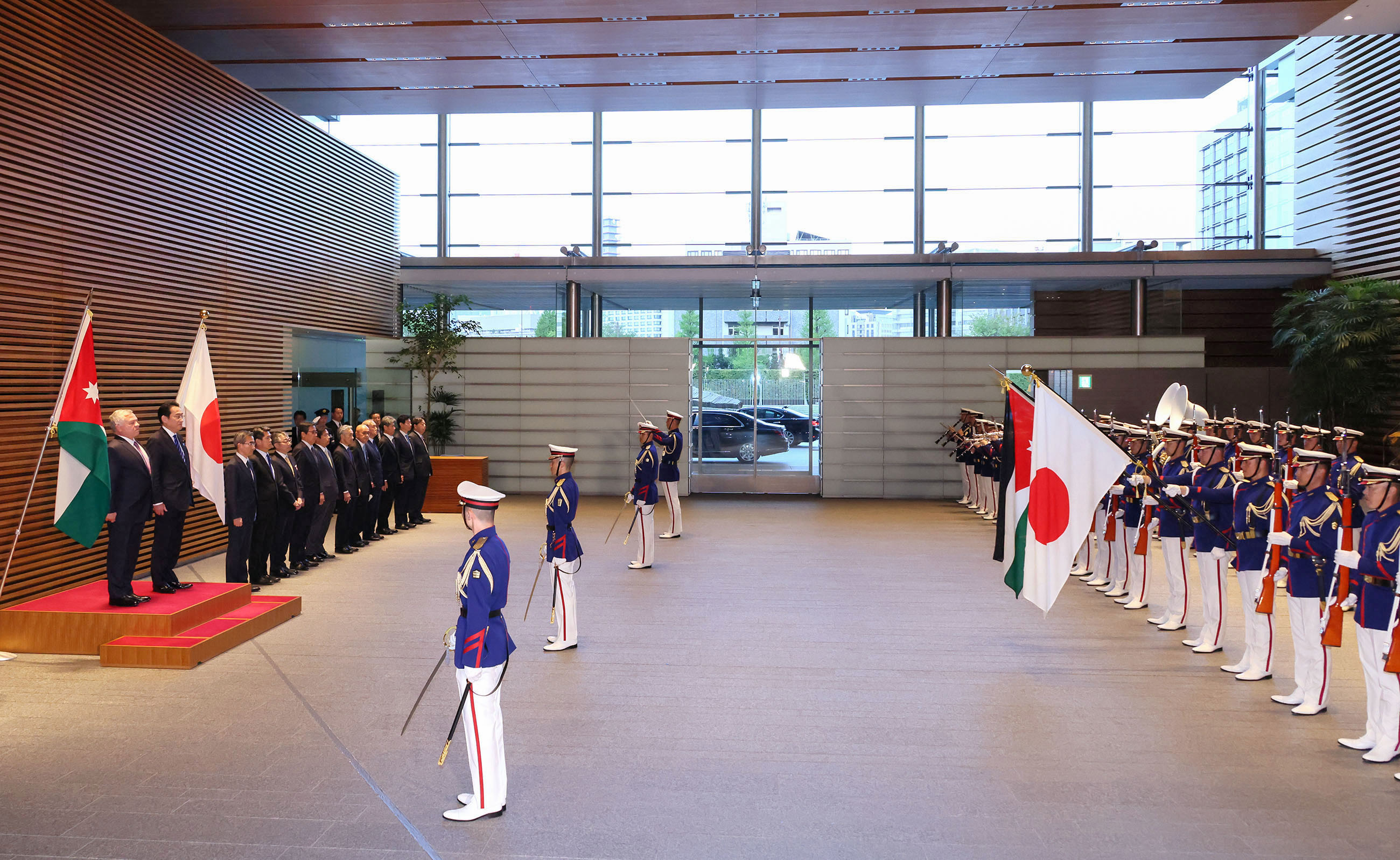 Salute and guard of honor ceremony (1)