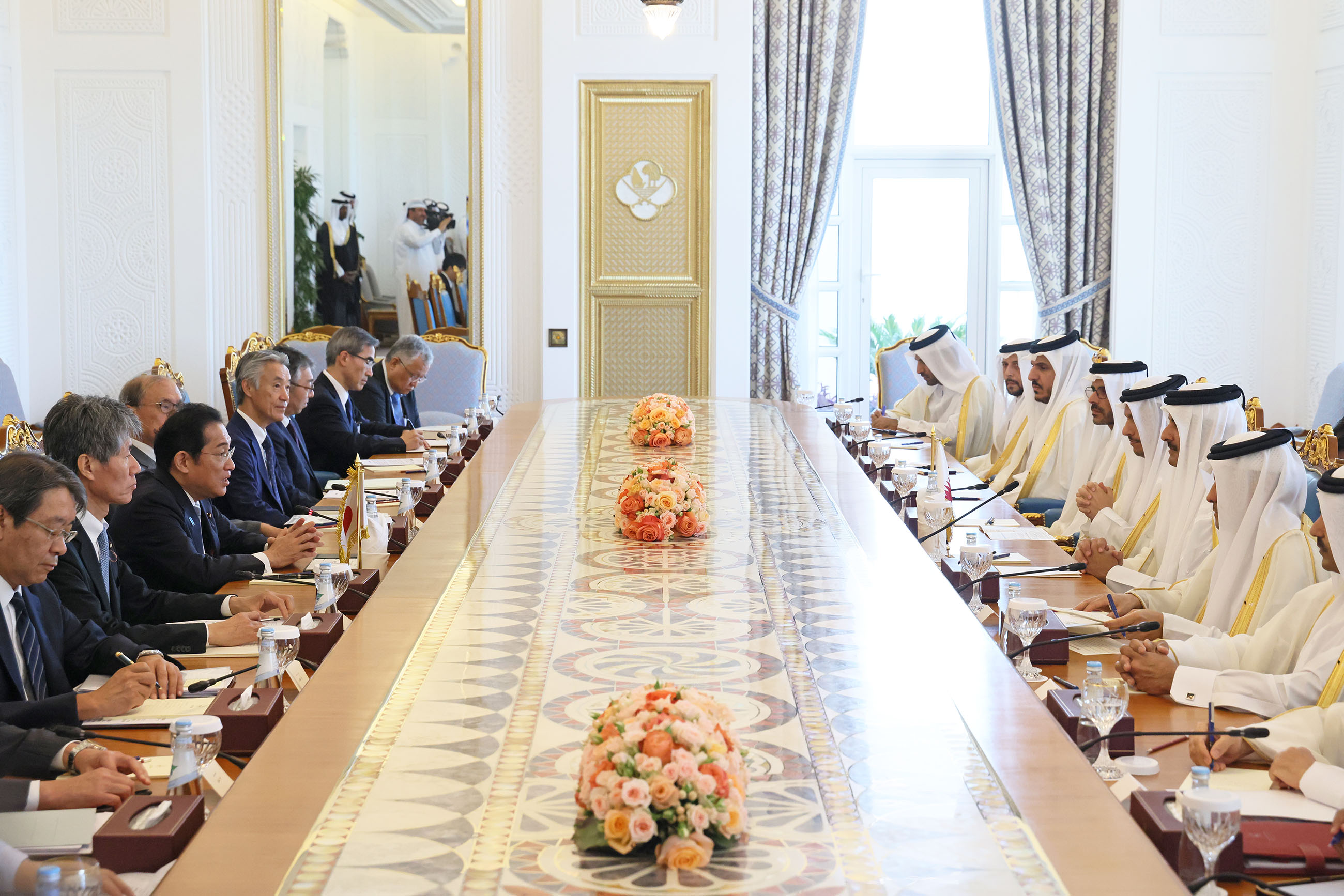 Japan-Qatar summit meeting (3)