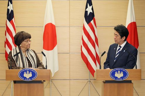 Photograph of the Japan-Liberia joint press announcement