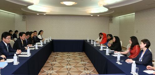 Photograph of the Prime Minister receiving the group courtesy call (4)