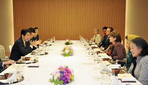 Photograph of the Prime Minister attending the dinner banquet