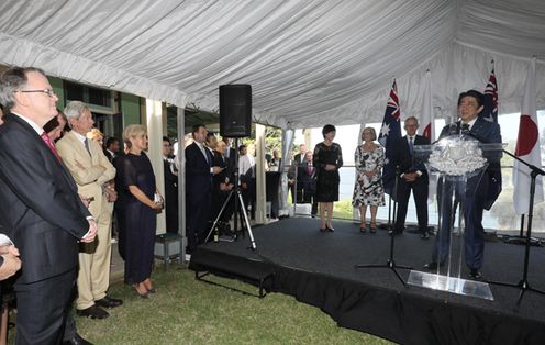 Photograph of the reception hosted by the Prime Minister of Australia (2)