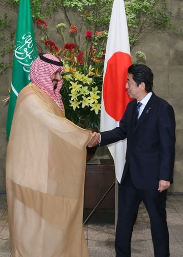 Photograph of the Prime Minister welcoming the Deputy Crown Prince of Saudi Arabia