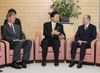 Photograph of the Prime Minister receiving a courtesy call from Japan Prize laureates 1