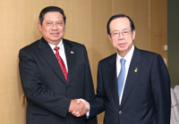 Photograph of the Japan-Indonesia Summit Meeting