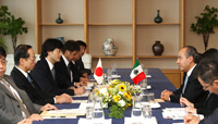 Photograph of the Japan-Mexico Summit Meeting