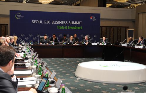 Photograph of the Prime Minister delivering an address at the G20 Business Summit 1