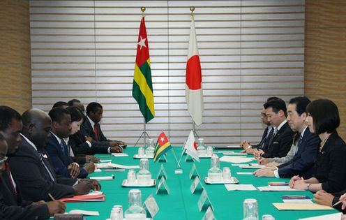 Photograph of the Japan-Togo Summit Meeting