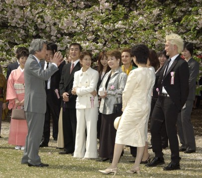Prime Minister Hosts Cherry Blossom Viewing Party 