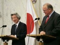 Photograph of the Japan-Sweden joint press conference