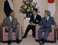 Photograph of President Fernandez and Prime Minister Koizumi