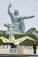 Photograph of Prime Minister delivering an address at the Nagasaki Peace Ceremony