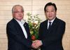 Photograph of the Prime Minister receiving a courtesy call from President of RENGO Nobuaki Koga 1