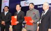 Photograph of Prime Minister Noda receiving the Japan-India Business Leaders Forum Joint Report at the luncheon hosted by three Indian economic organizations