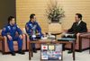 Photograph of the Prime Minister receiving a courtesy call from astronauts Satoshi Furukawa and Akihiko Hoshide 2