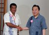 Photograph of Prime Minister Noda shaking hands with Prime Minister of the Kingdom of Tonga, Lord Tu'ivakano